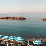 Eva La Romantica Moneglia