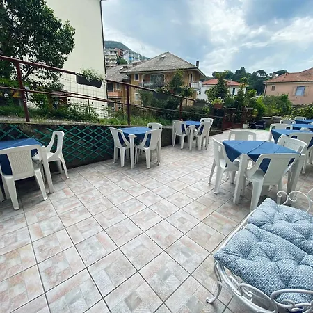Hotell Eva La Romantica Moneglia
