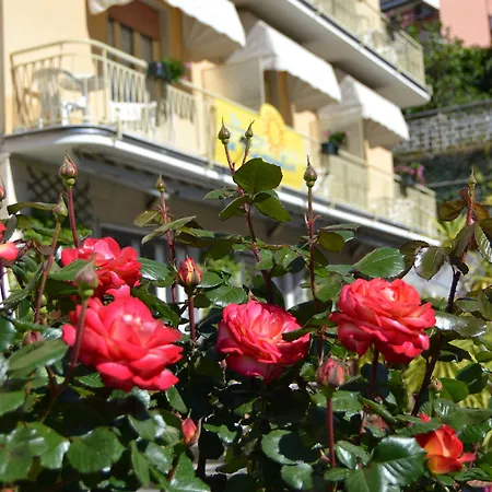 Eva La Romantica Moneglia