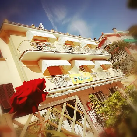 Eva La Romantica Moneglia