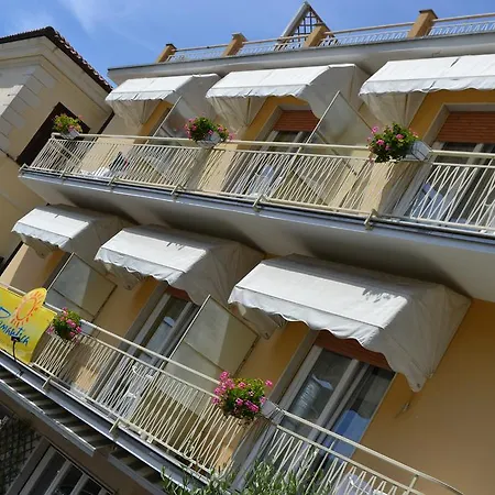 Eva La Romantica Hotel 2*