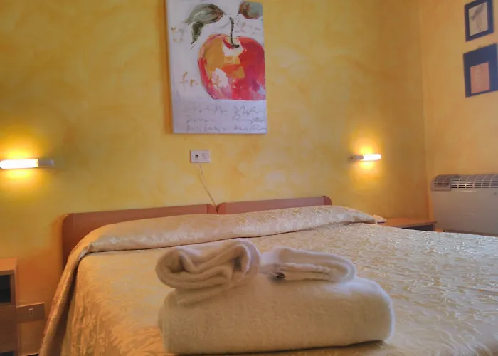 Eva La Romantica Otel