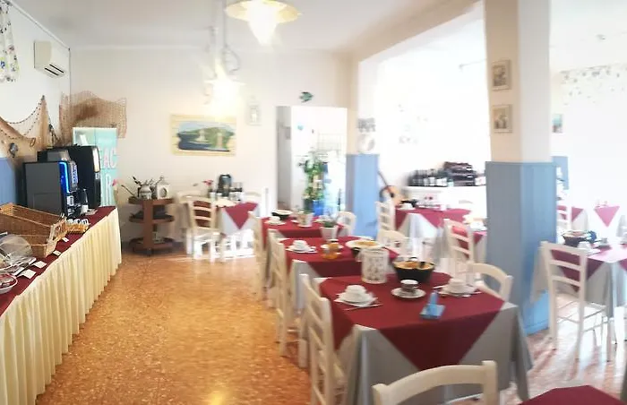 Otel Eva La Romantica Moneglia