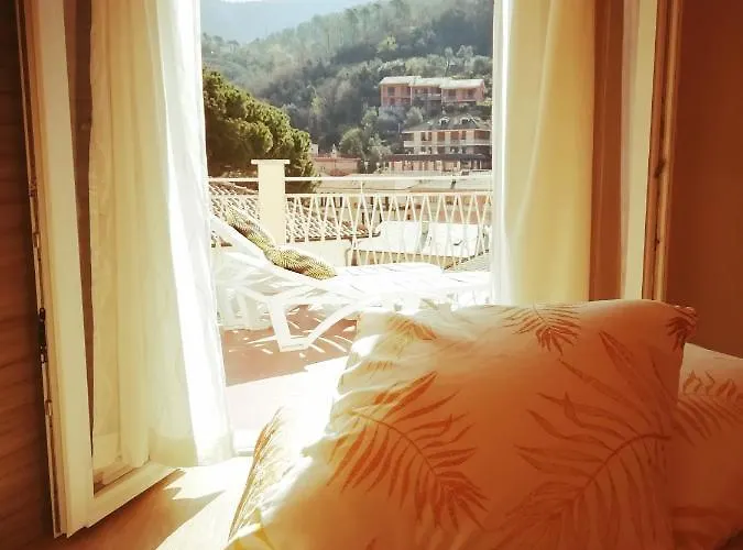 Eva La Romantica Moneglia